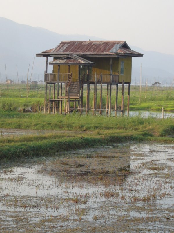 Travel - Myanmar - Inle Lake - Second Boat Trip - The Drivers Village - Village Monastery and School